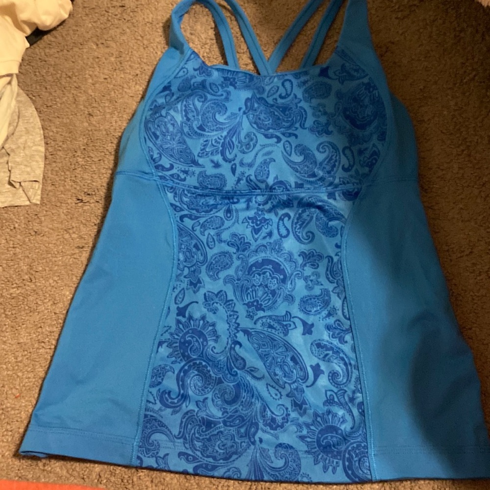 Lululemon blue top